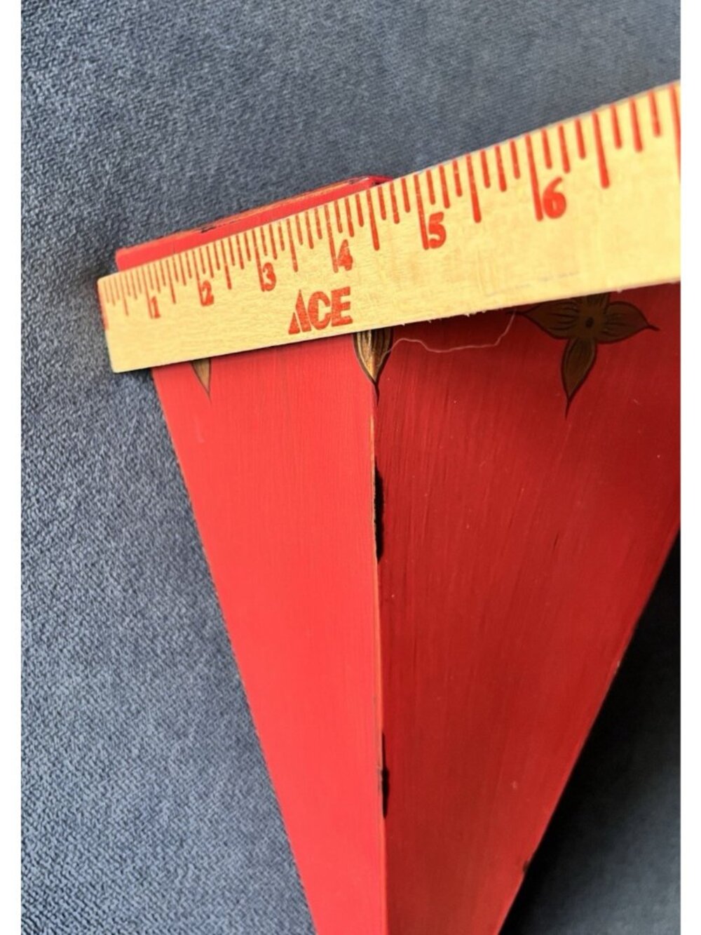 SOUTHERN LIVING Red Metal Triangular Wall Sconce Shelf Floral 14"L x 8"W Painted - Picture 5 of 9